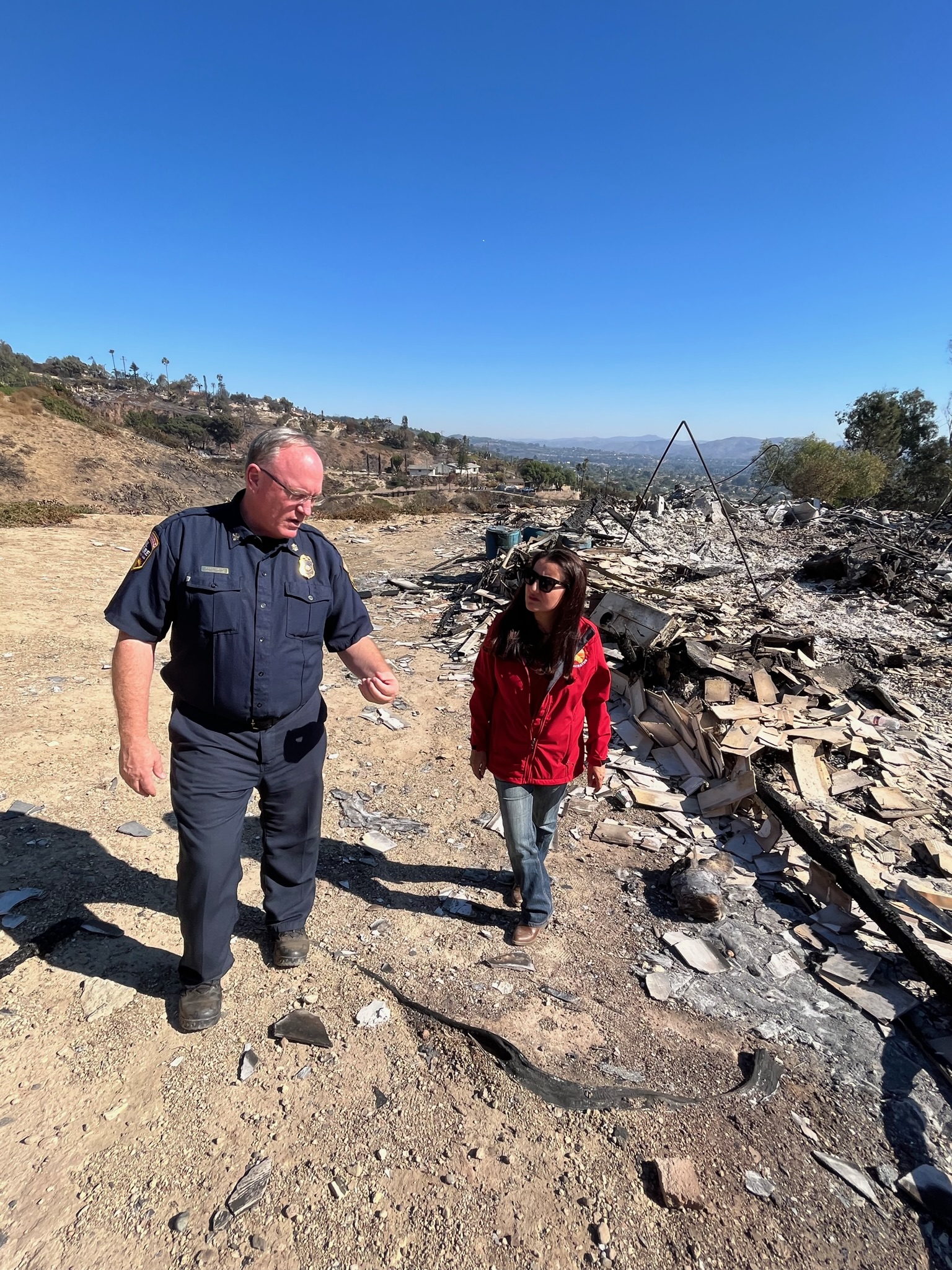 Sen. Limon tours the Mountain Fire 